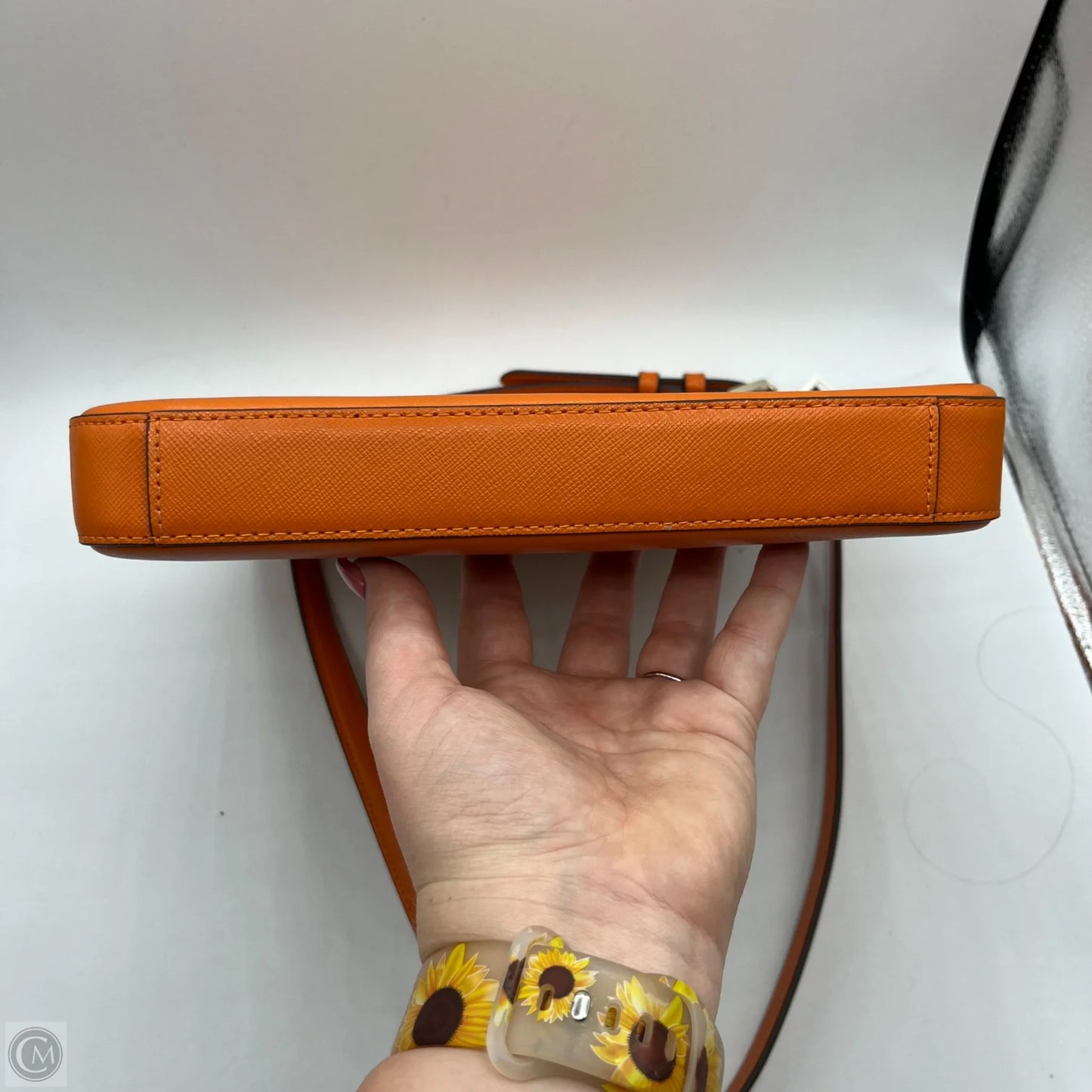 Crossbody Designer By Kate Spade, Size: Large