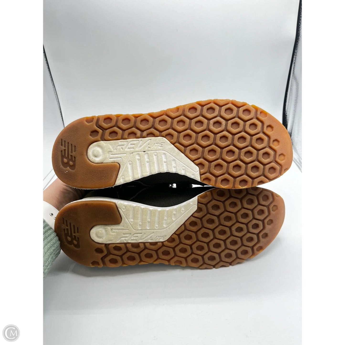 Shoes Athletic By New Balance In Green, Size: 8