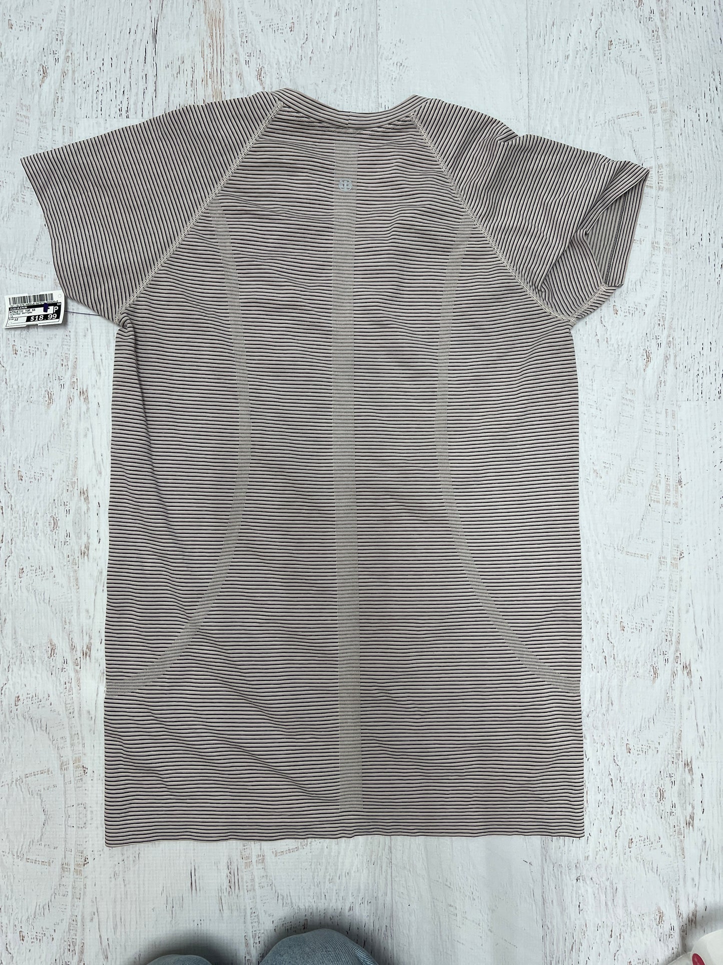 ATHLETIC TOP SS by LULULEMON In STRIPED PATTERN, Size: 12