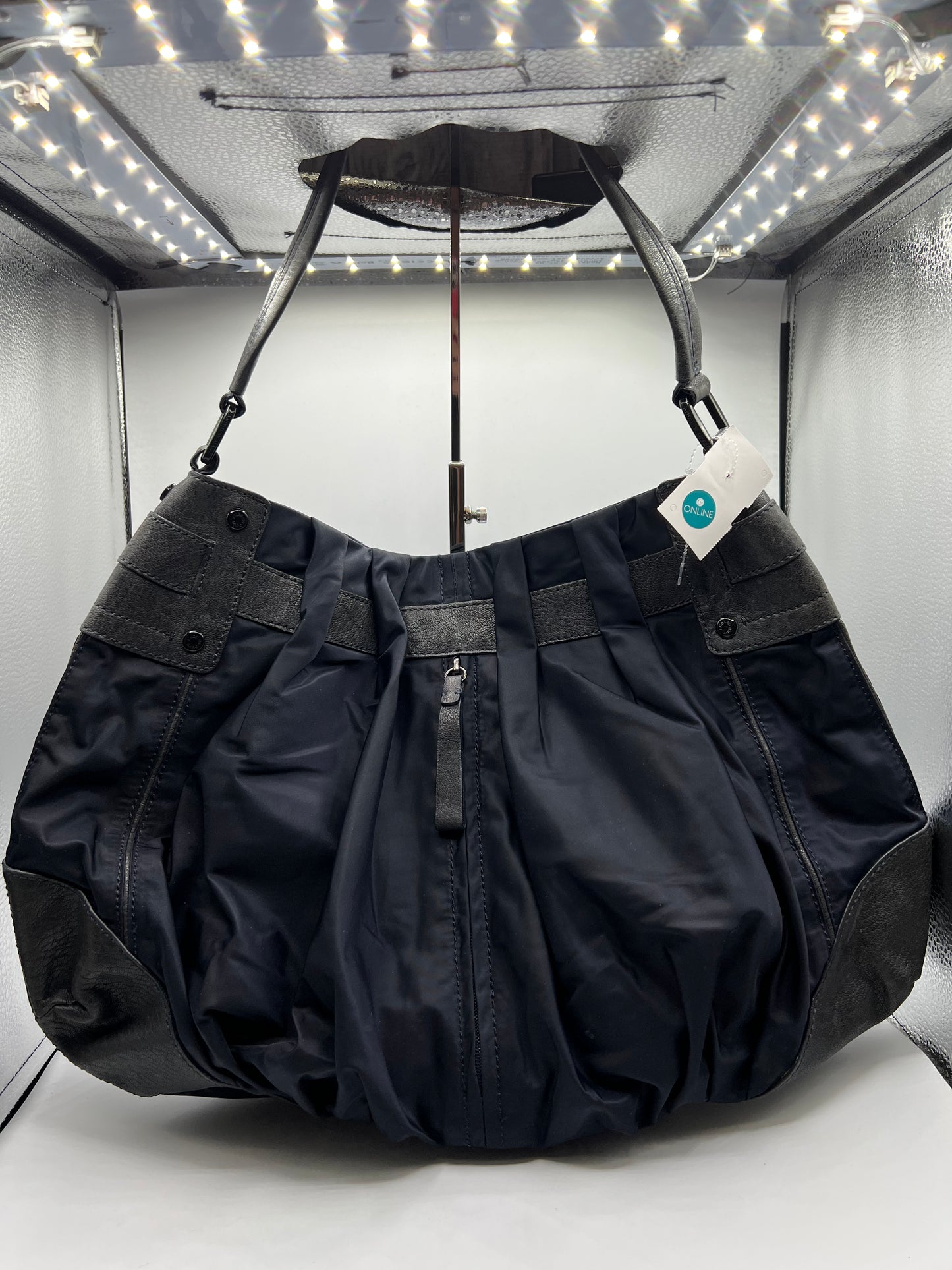 Handbag By Andrew Marc, Size: Medium
