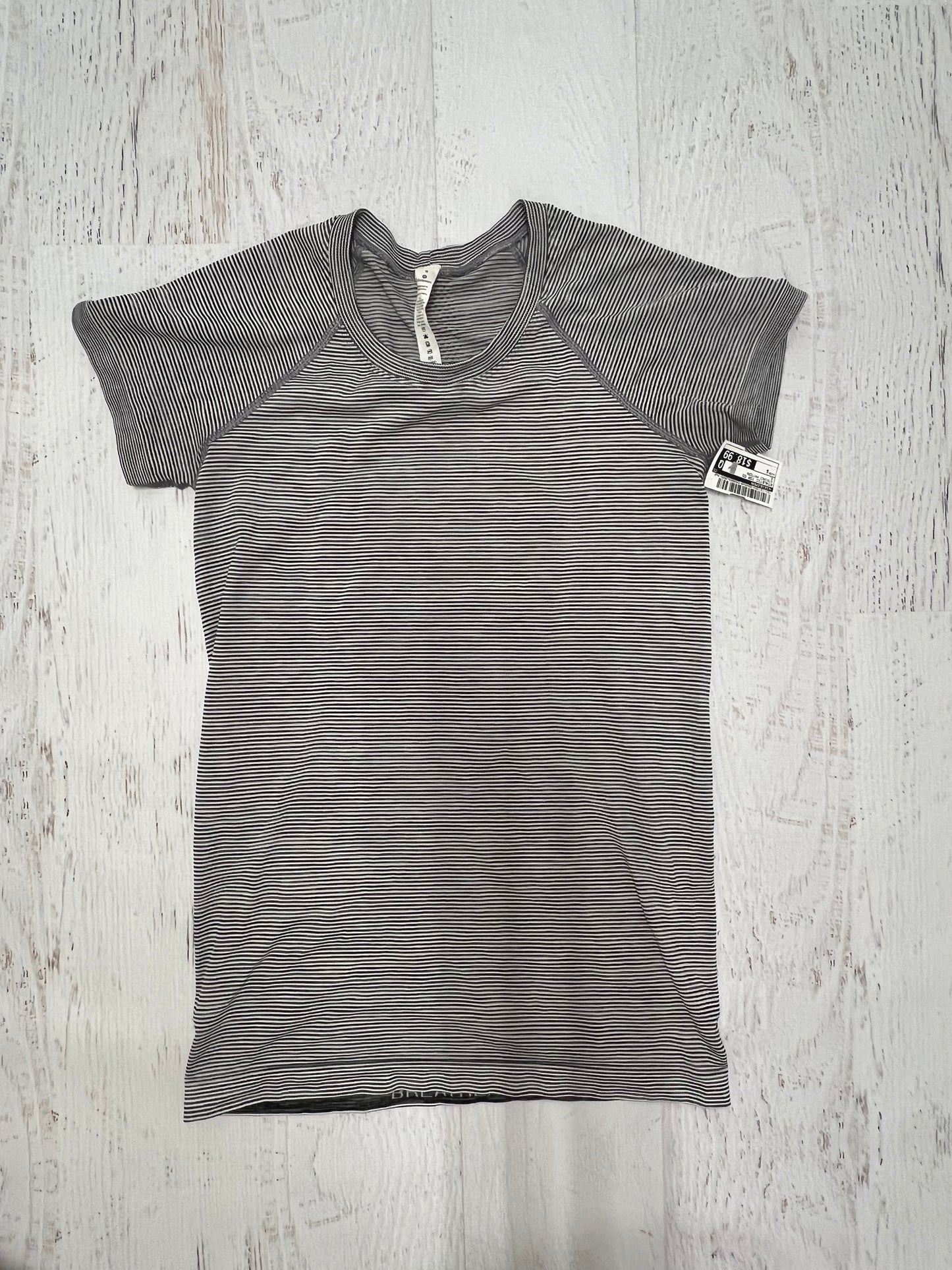 ATHLETIC TOP SS by LULULEMON In STRIPED PATTERN, Size: S