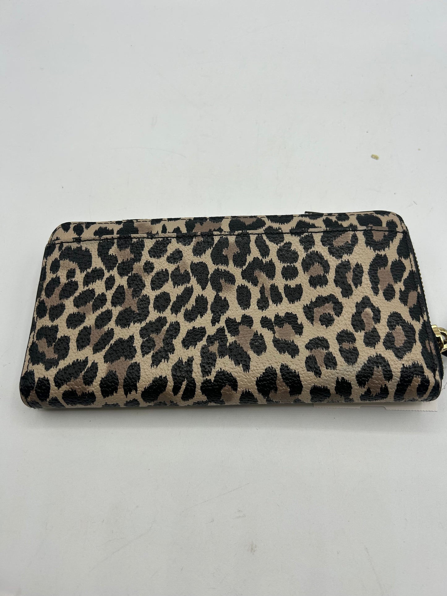 WALLET DESIGNER by KATE SPADE In ANIMAL PRINT, Size: LARGE