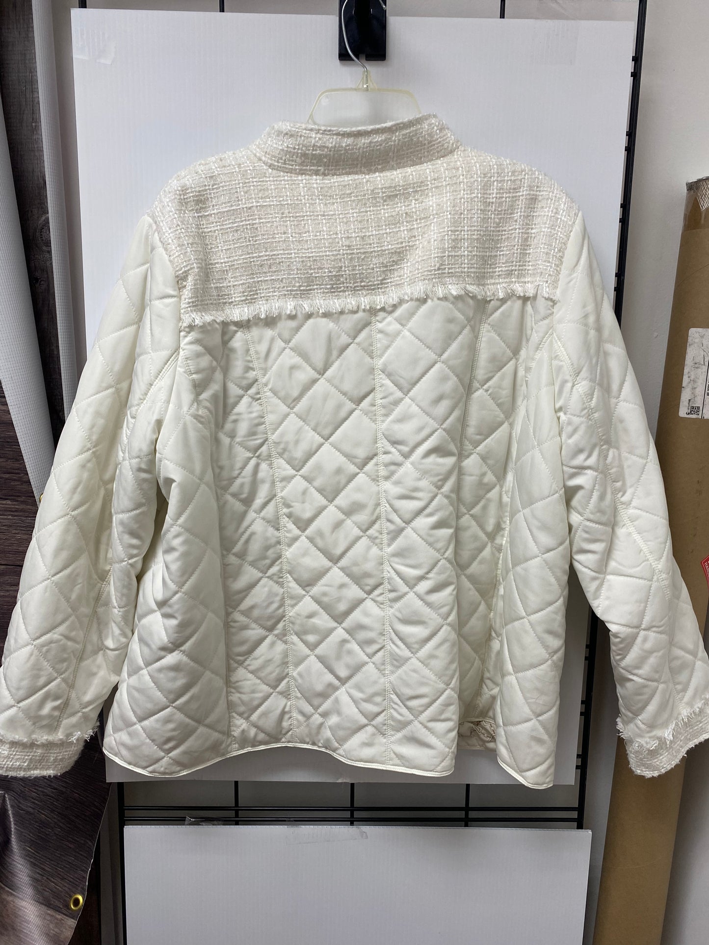 Jacket Puffer & Quilted By Chicos In White, Size: 4