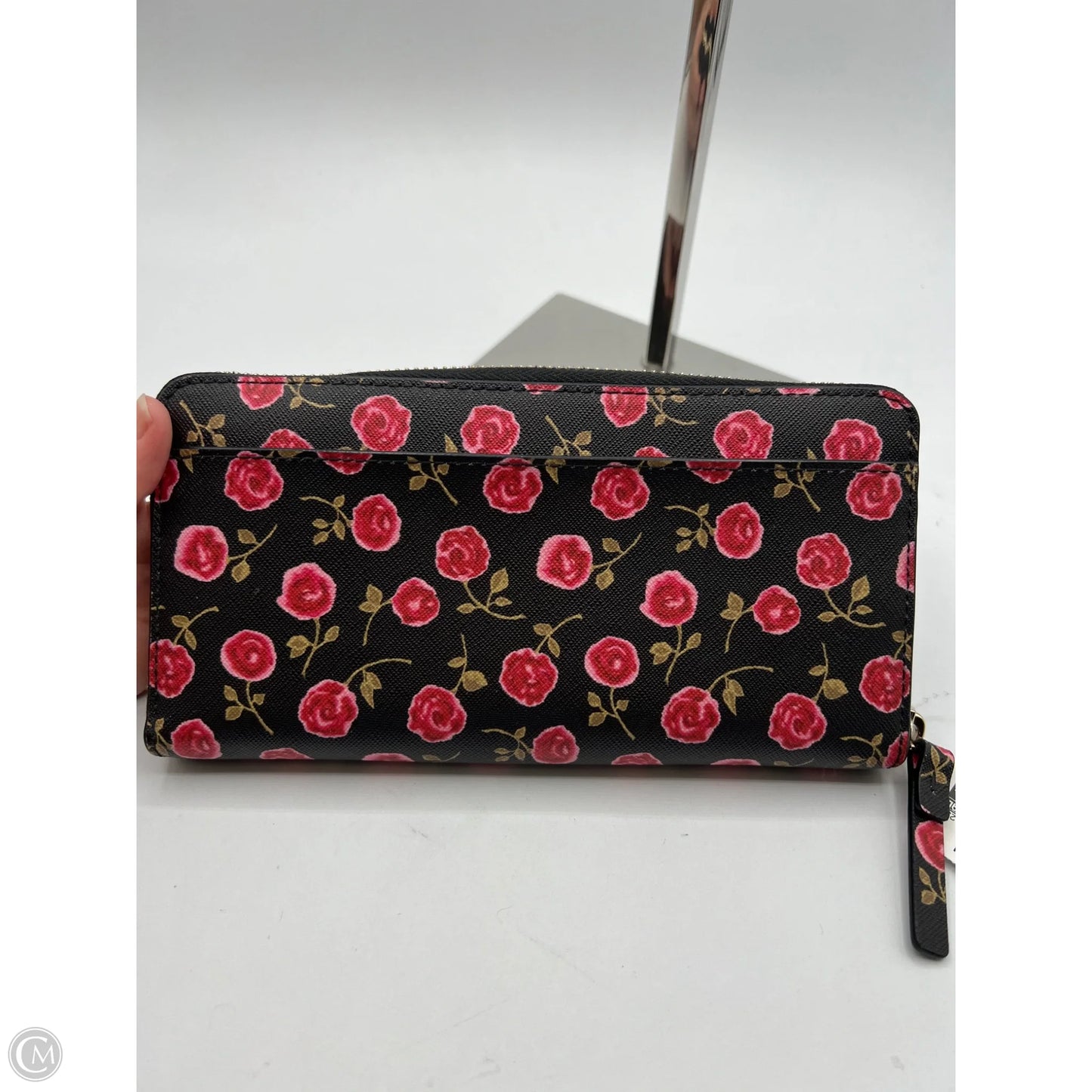 Wallet Designer By Kate Spade, Size: Medium