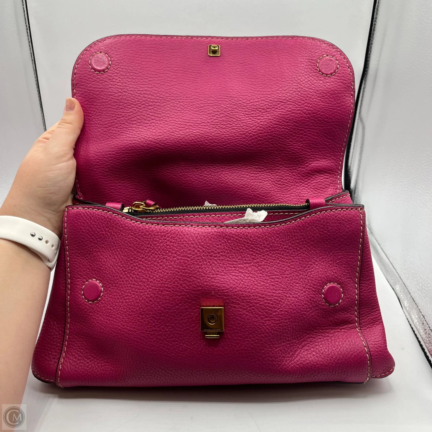 Crossbody Luxury Designer By Marc Jacobs, Size: Medium