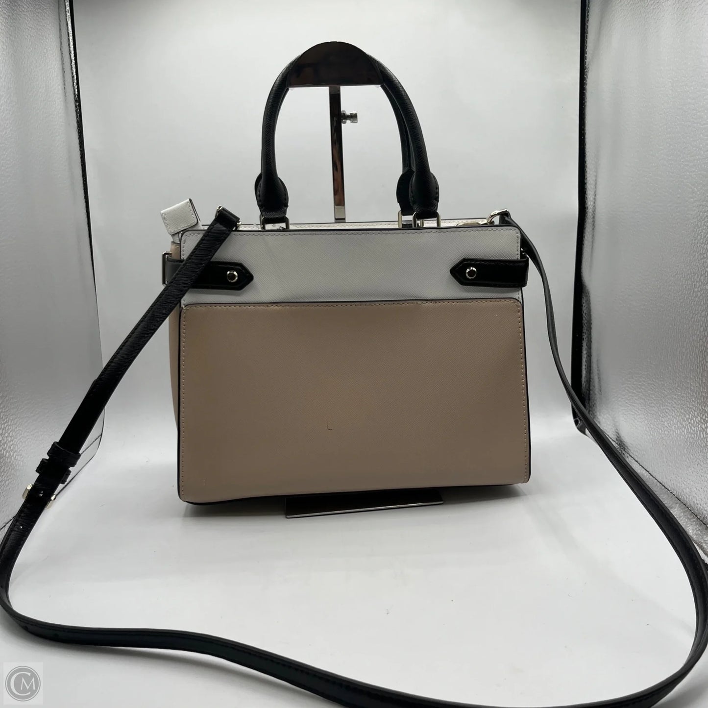 Crossbody Designer By Kate Spade, Size: Medium