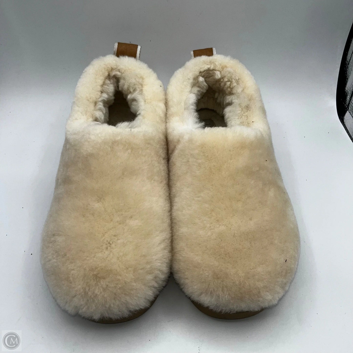 Shoes Designer By Ugg In Cream, Size: 7