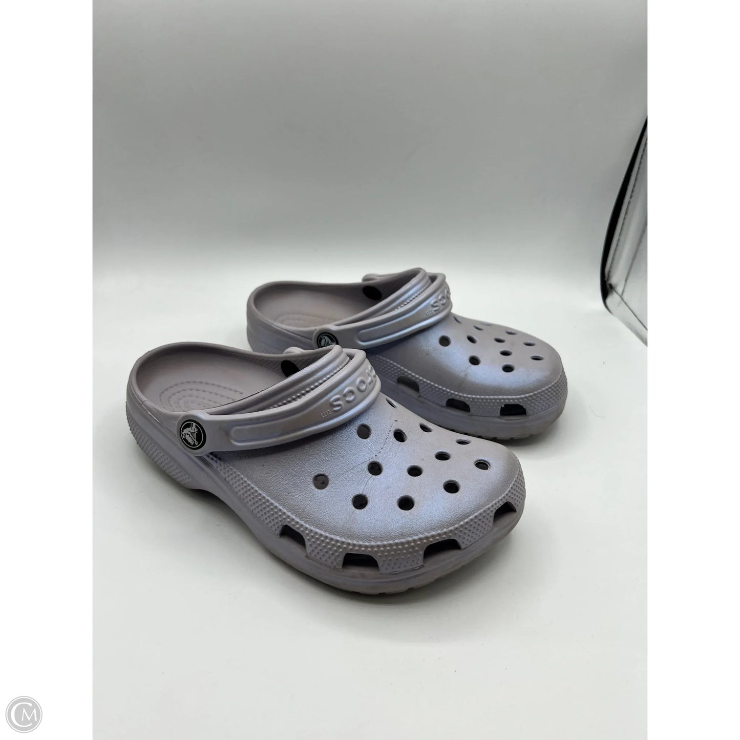 Shoes Flats By Crocs In Purple, Size: 6