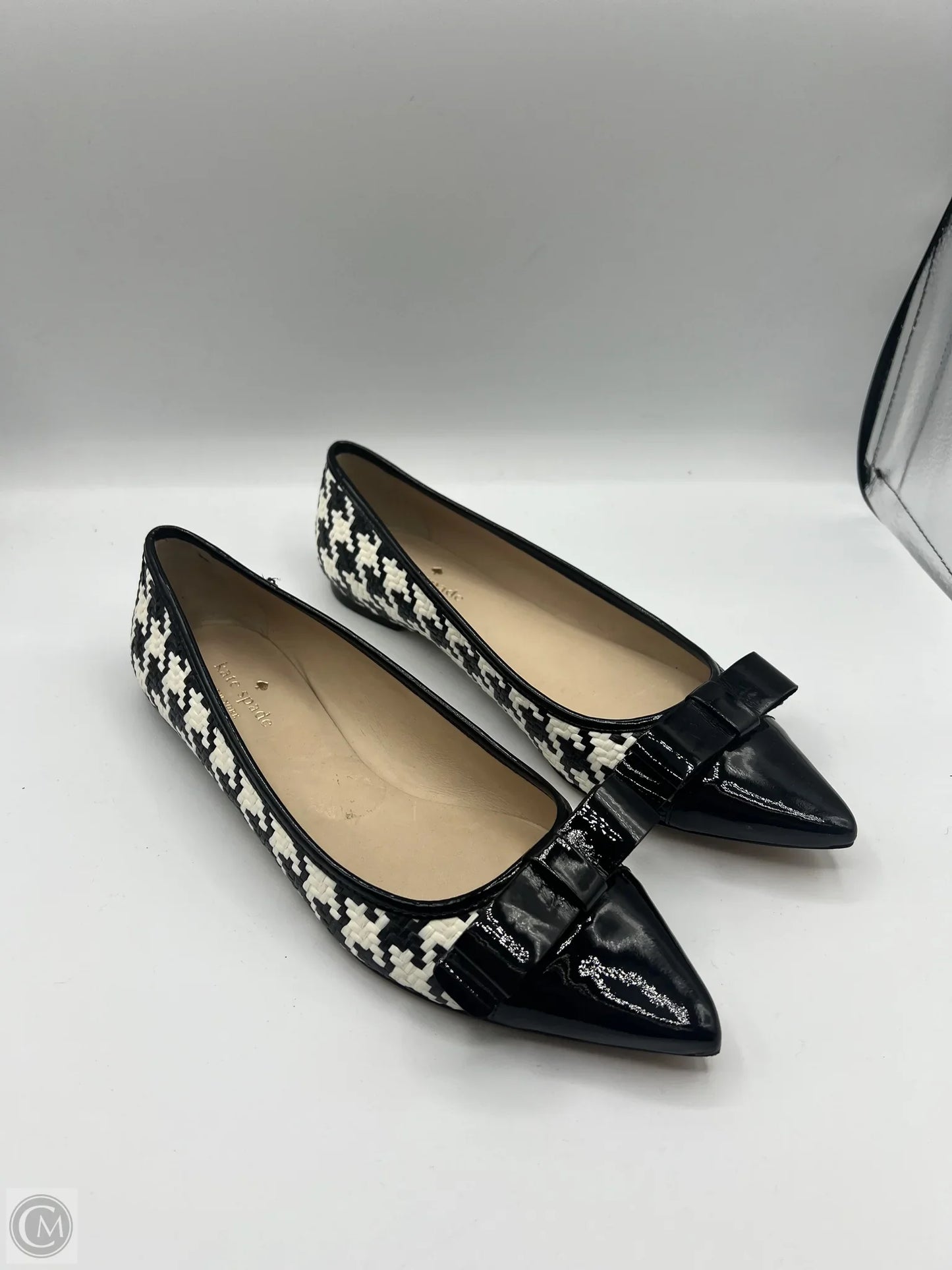 Shoes Designer By Kate Spade In Black & White, Size: 8.5