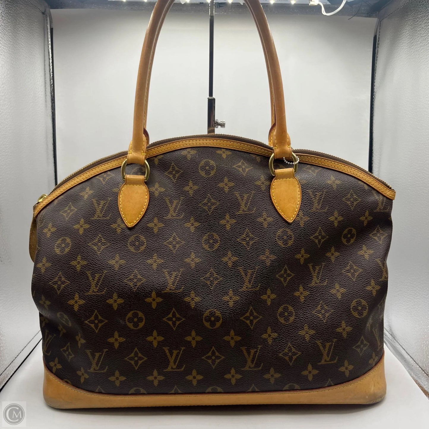 Handbag Luxury Designer By Louis Vuitton, Size: Large