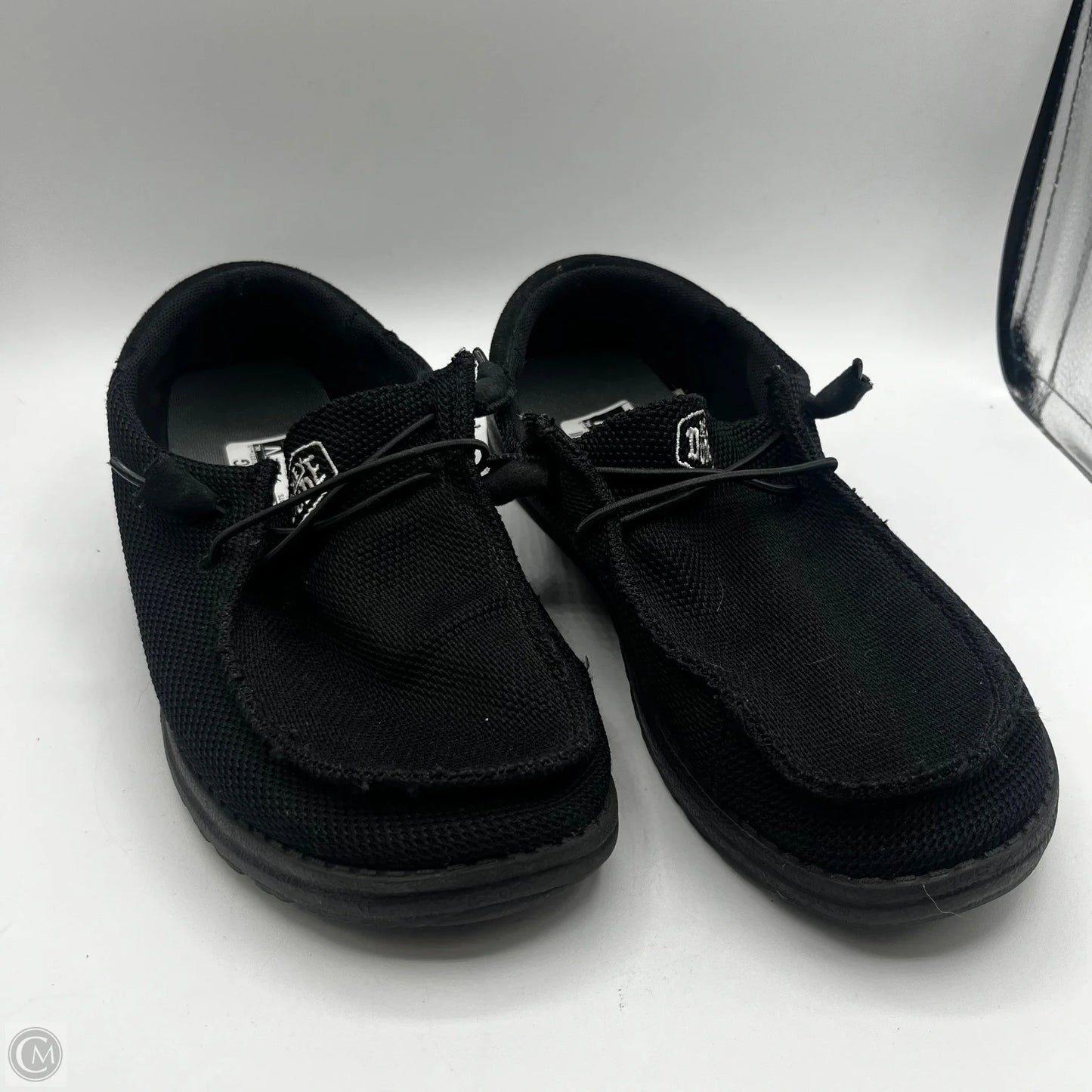 Shoes Flats By Hey Dude In Black, Size: 11