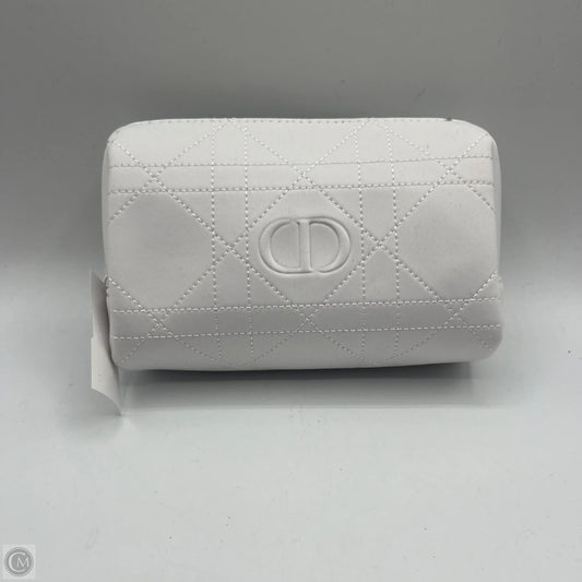 Makeup Bag Luxury Designer By Dior, Size: Small