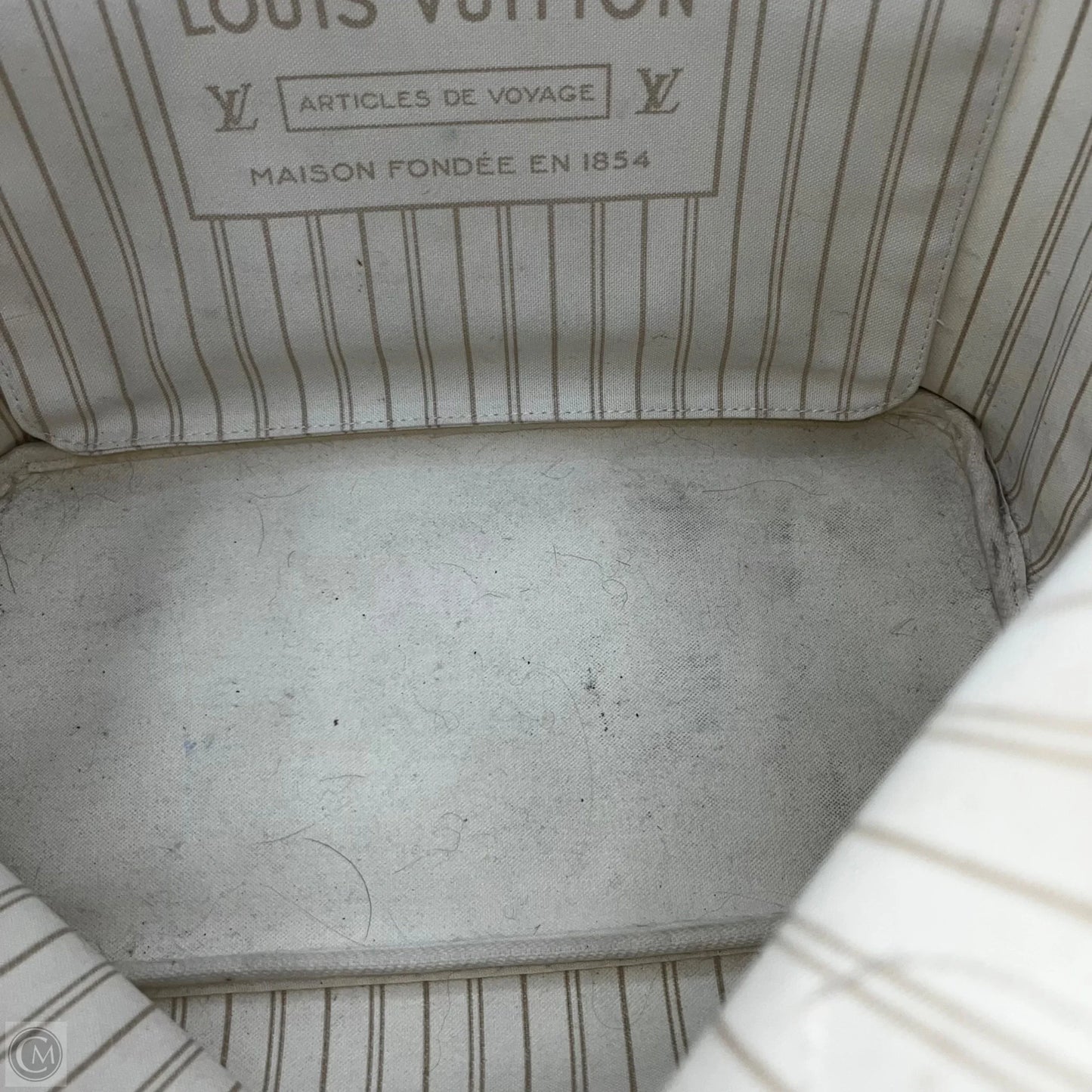 Handbag Luxury Designer By Louis Vuitton, Size: Large