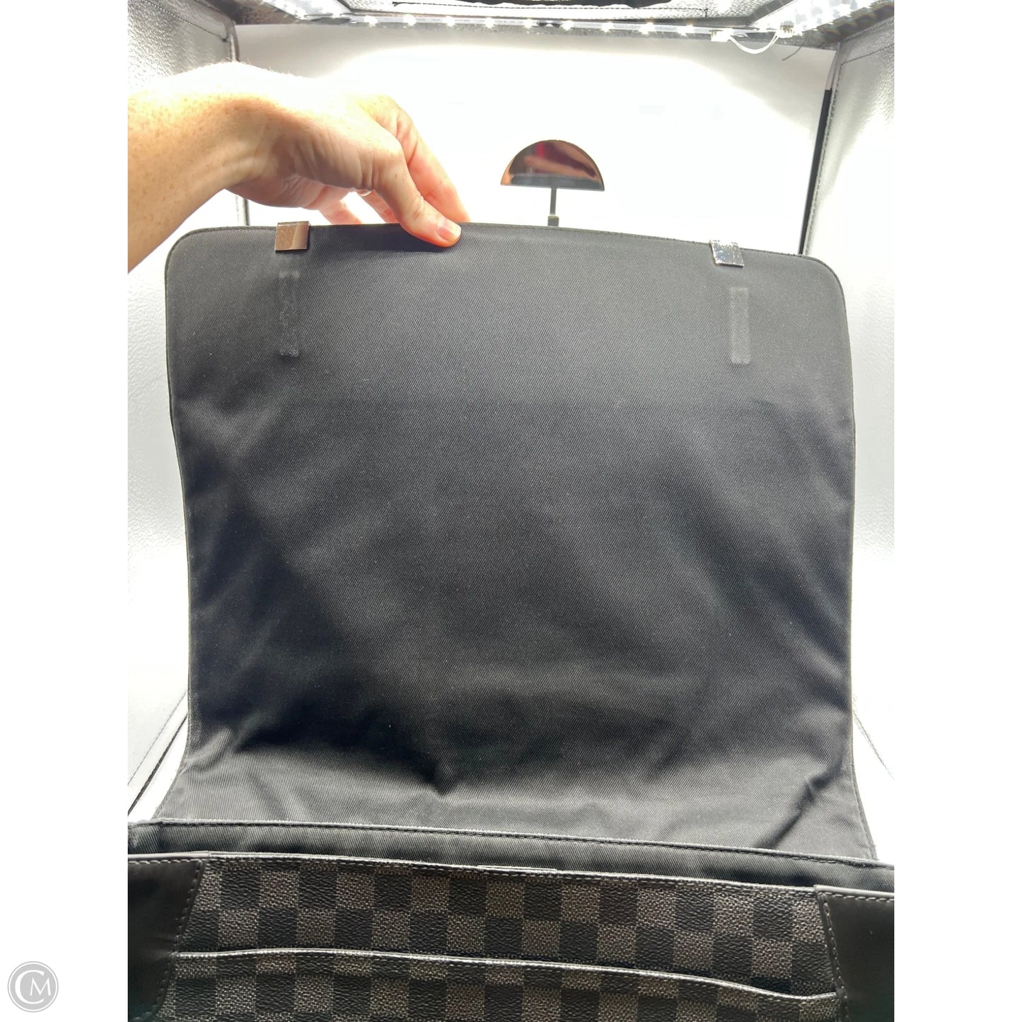 Handbag Luxury Designer By Louis Vuitton, Size: Large