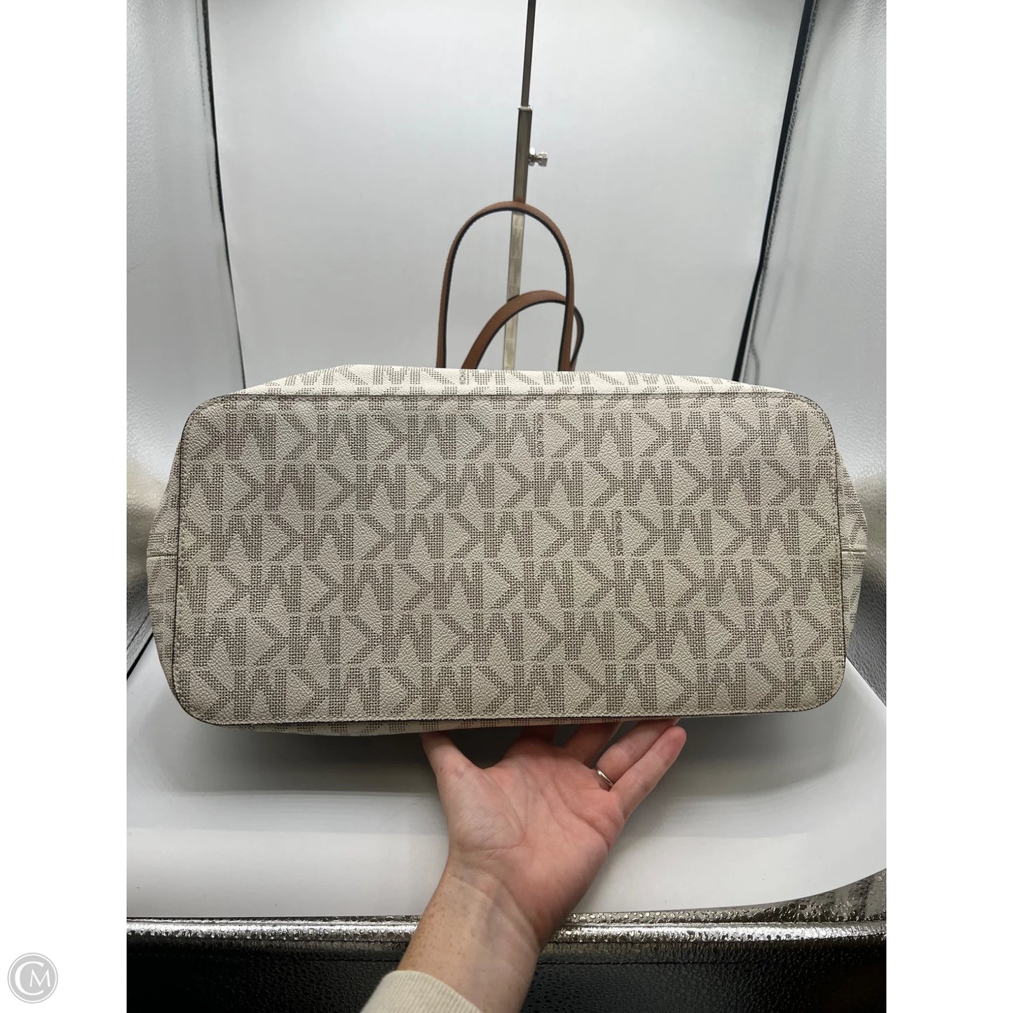 Handbag Designer By Michael Kors, Size: Large