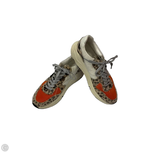Shoes Athletic By Oasis Society In Animal Print, Size: 7.5