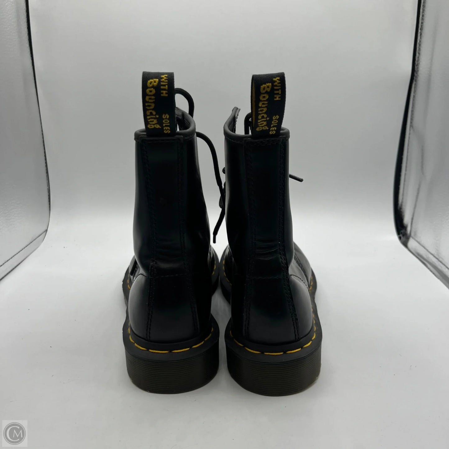 Boots Ankle Flats By Dr Martens In Black, Size: 6