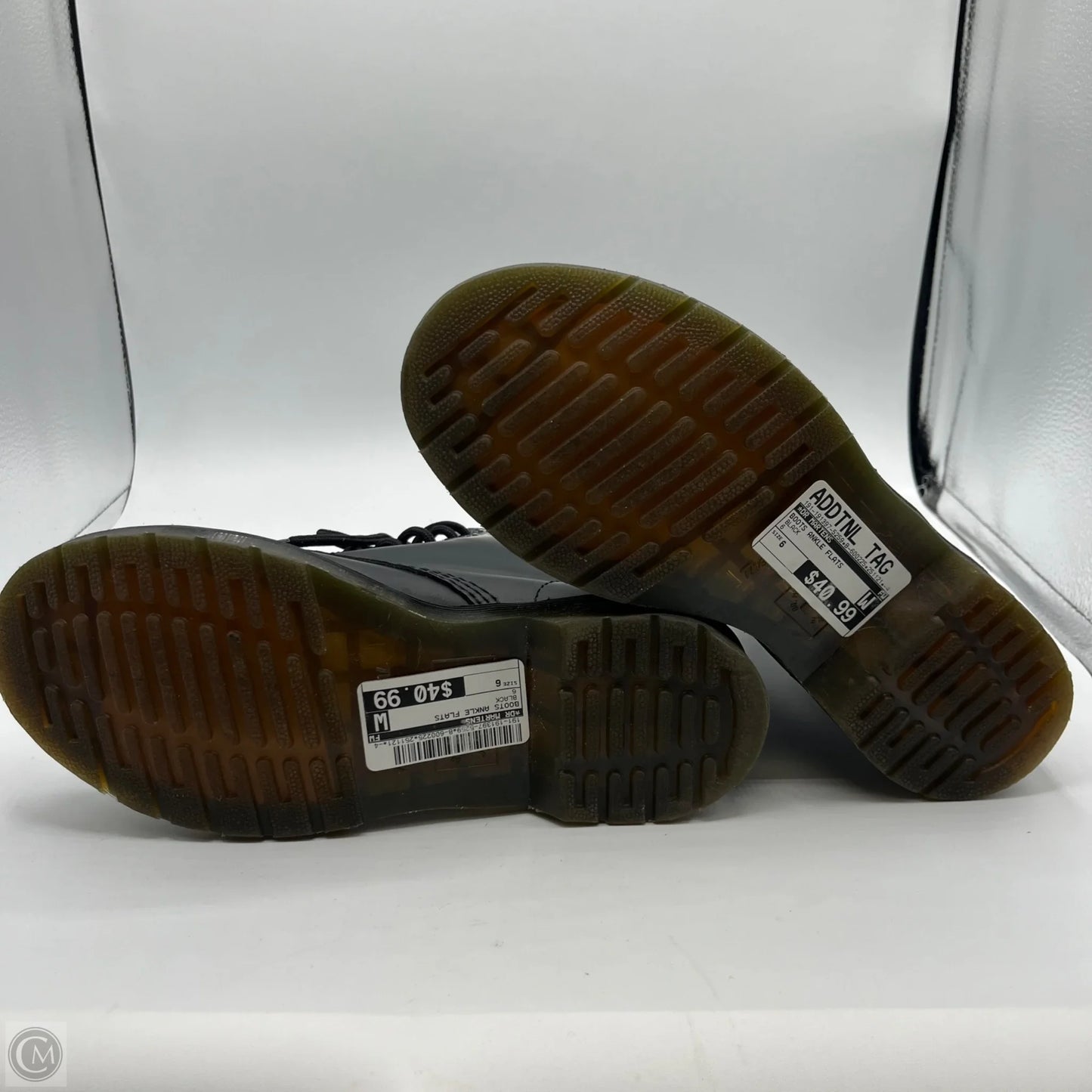 Boots Ankle Flats By Dr Martens In Black, Size: 6