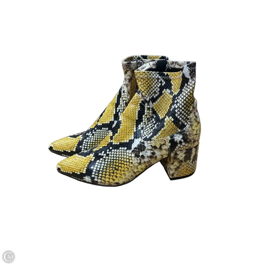 Boots Ankle Heels By Aldo In Animal Print, Size: 6