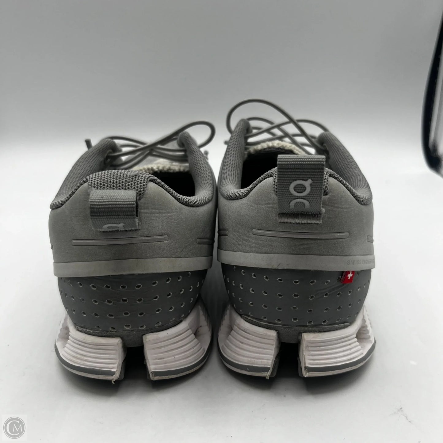 Shoes Athletic By On Cloud In Grey, Size: 6.5