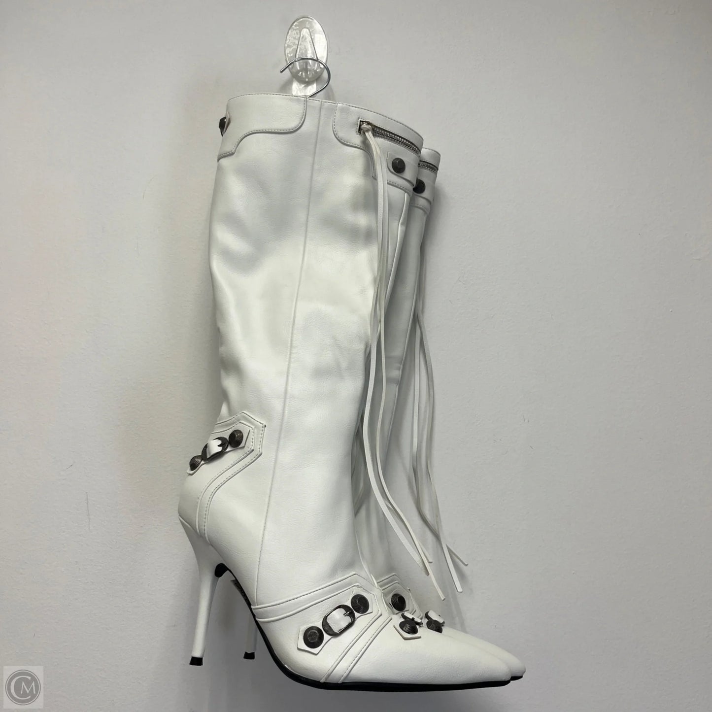 Boots Knee Heels By Clothes Mentor In White, Size: 10