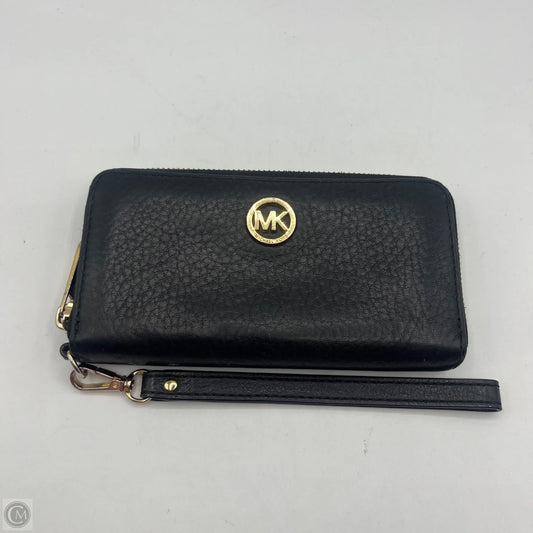Wristlet Designer By Michael Kors, Size: Medium