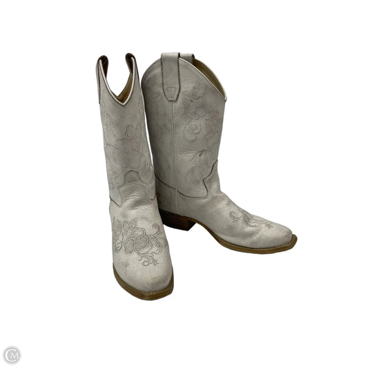 Boots Western By Shyanne In White, Size: 6