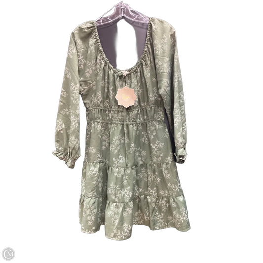 Dress Casual Short By Indulge In Green, Size: Xl