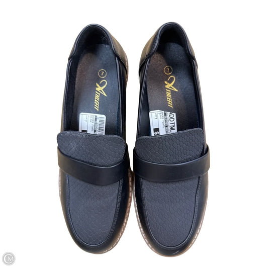Shoes Flats By Clothes Mentor In Black, Size: 7