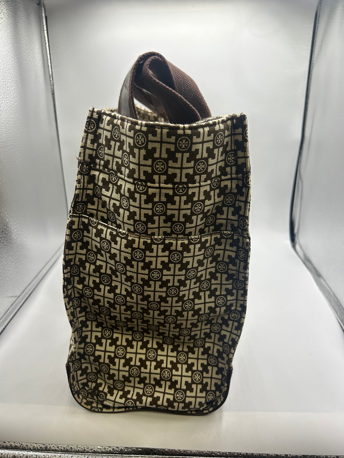 TOTE DESIGNER by TORY BURCH In BROWN & CREAM, Size: LARGE