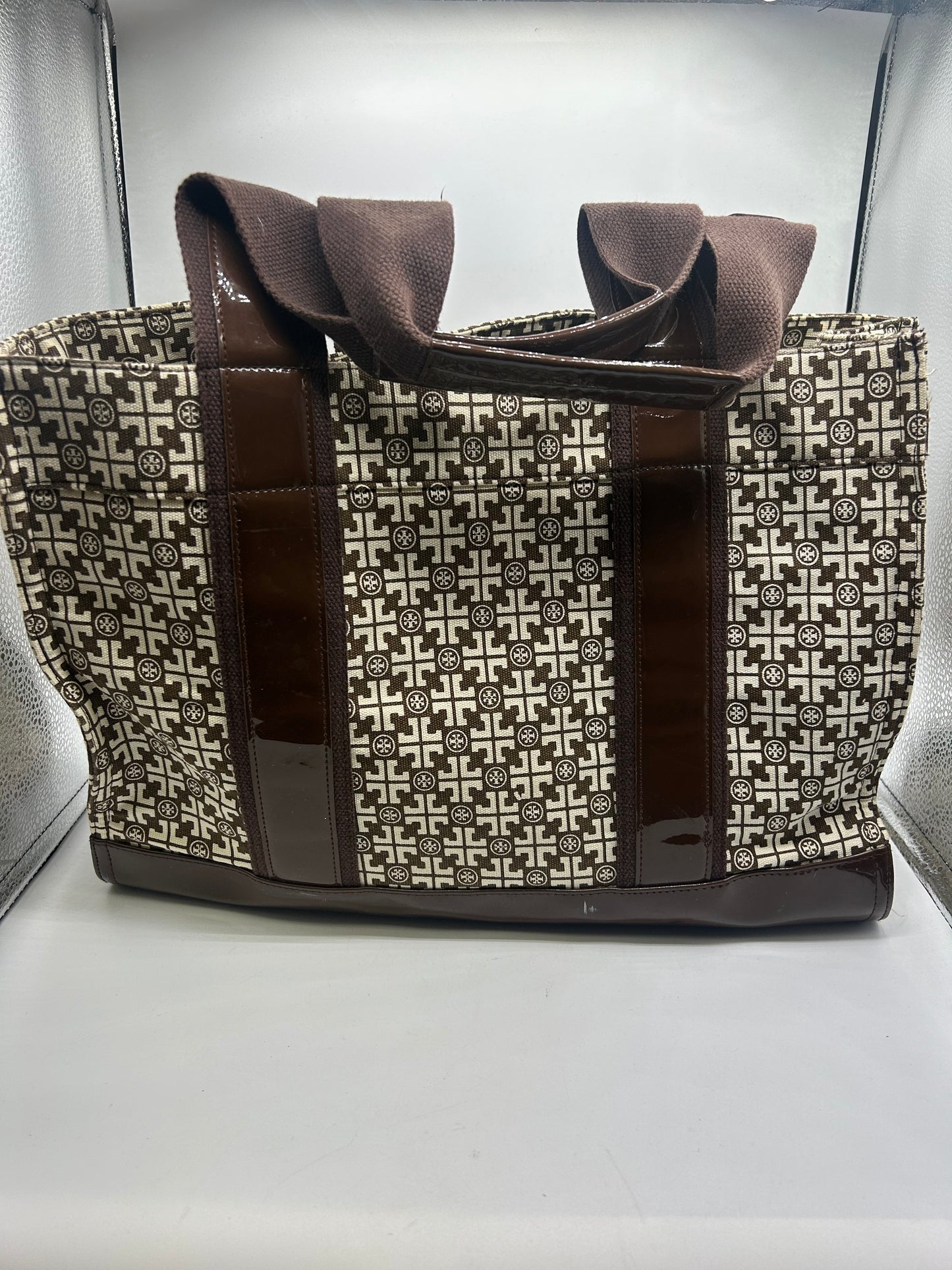 TOTE DESIGNER by TORY BURCH In BROWN & CREAM, Size: LARGE