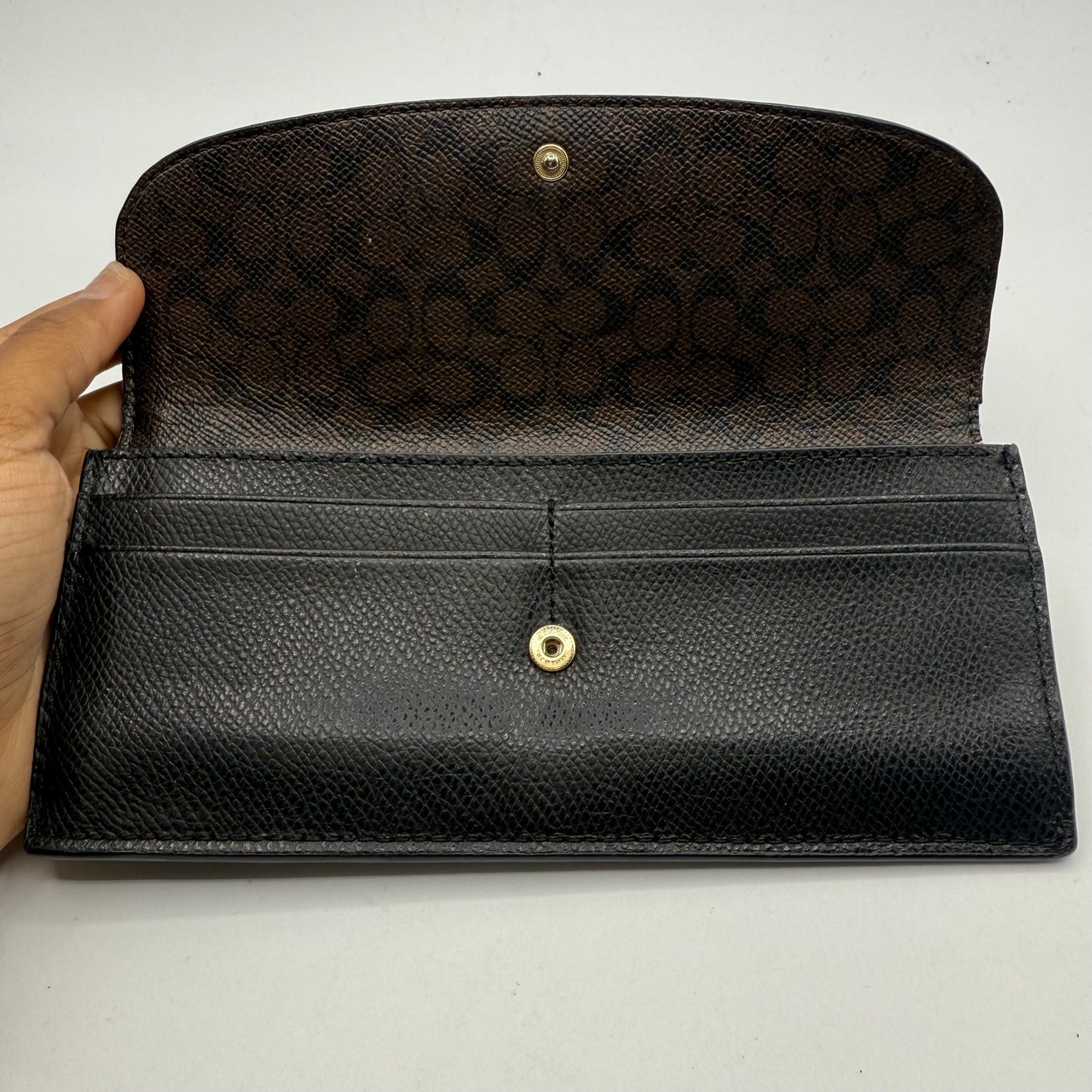 WALLET DESIGNER by COACH In BLACK, Size: LARGE