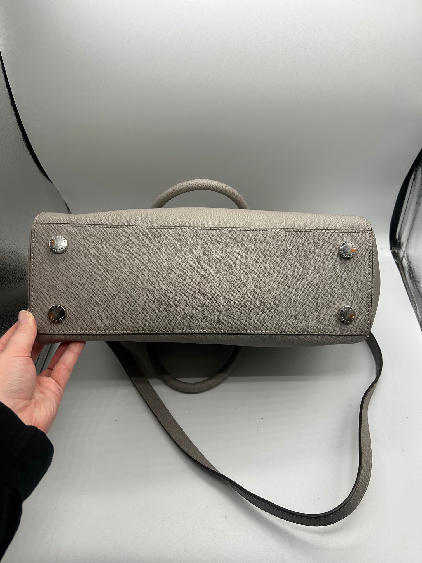 HANDBAG DESIGNER by MICHAEL KORS In GREY, Size: MEDIUM