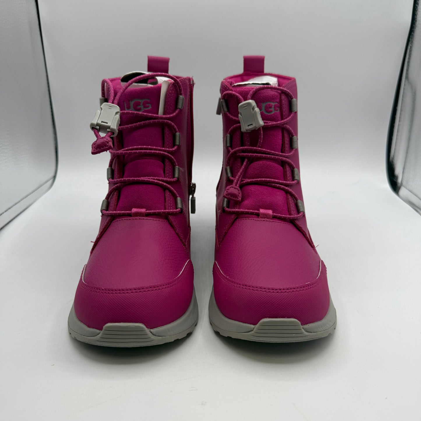 SHOES DESIGNER by UGG In PINK, Size: 6