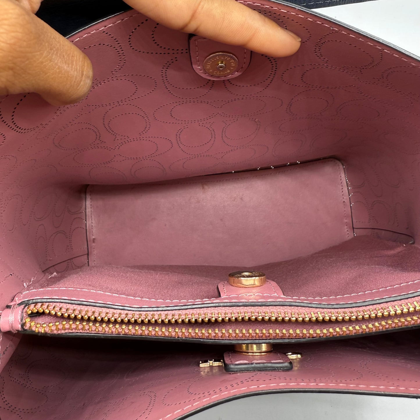 CROSSBODY DESIGNER by COACH In NAVY, Size: LARGE