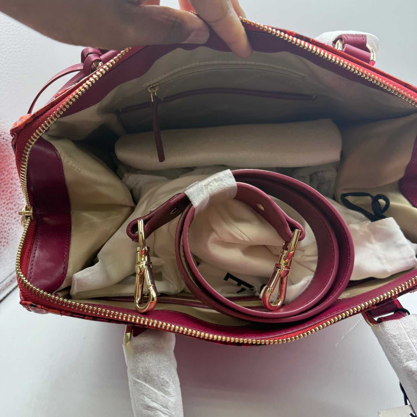 HANDBAG DESIGNER by BRAHMIN In RED, Size: LARGE