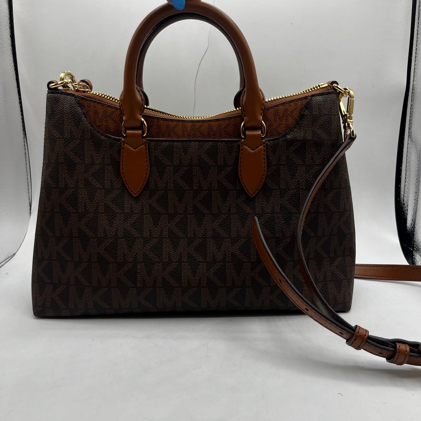 CROSSBODY DESIGNER by MICHAEL KORS In BROWN & TAN, Size: MEDIUM