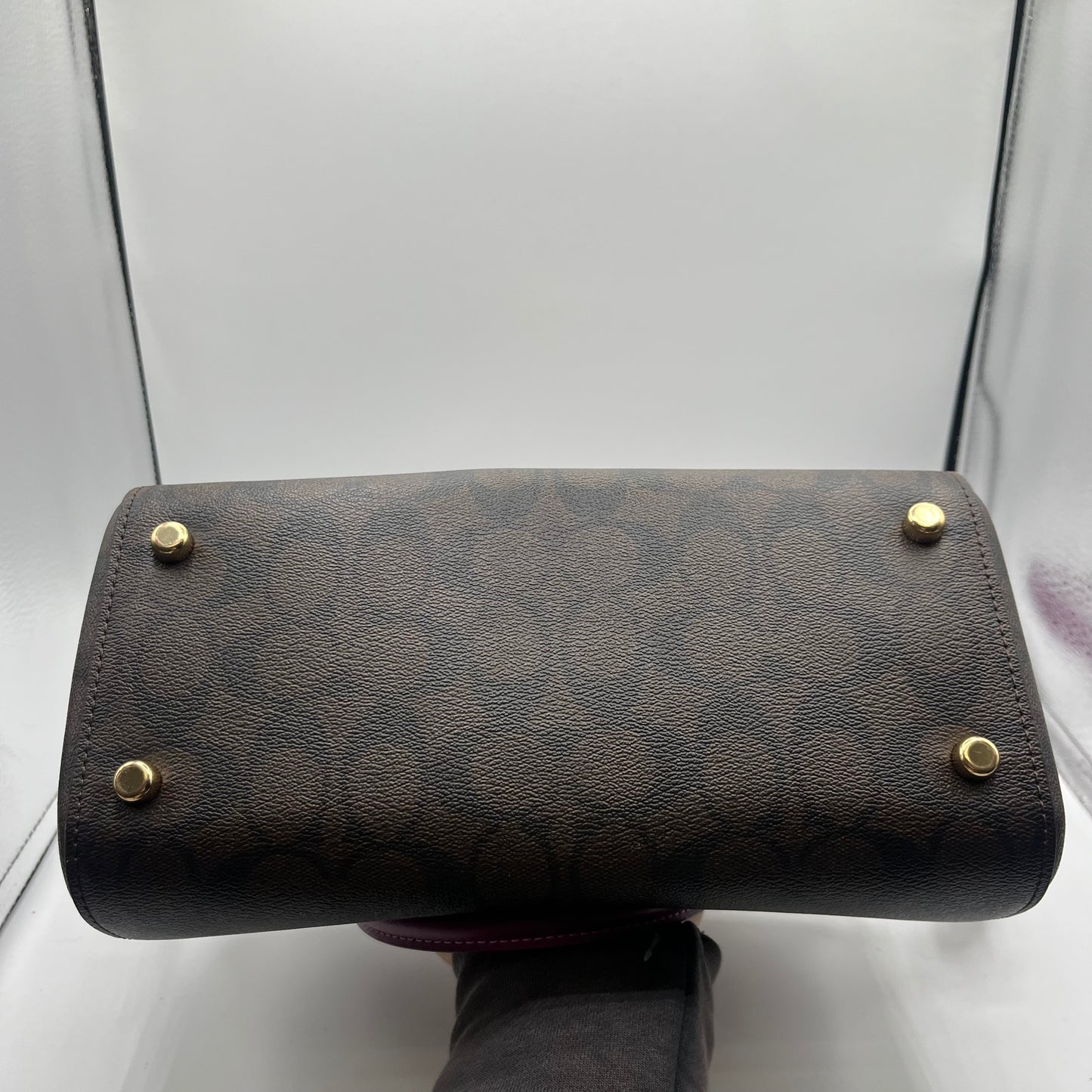 CROSSBODY DESIGNER by COACH In BROWN & PURPLE, Size: SMALL