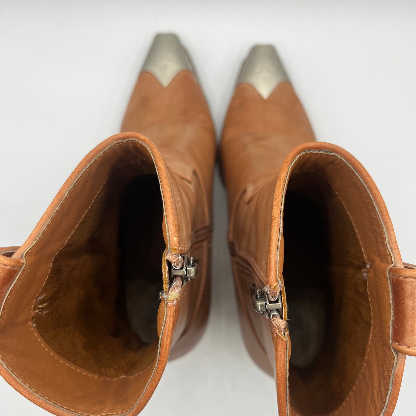 BOOTS WESTERN by    CLOTHES MENTOR In BROWN, Size: 7