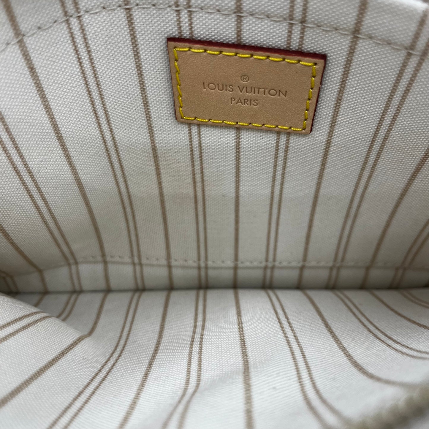 Wristlet Luxury Designer By Louis Vuitton, Size: Large