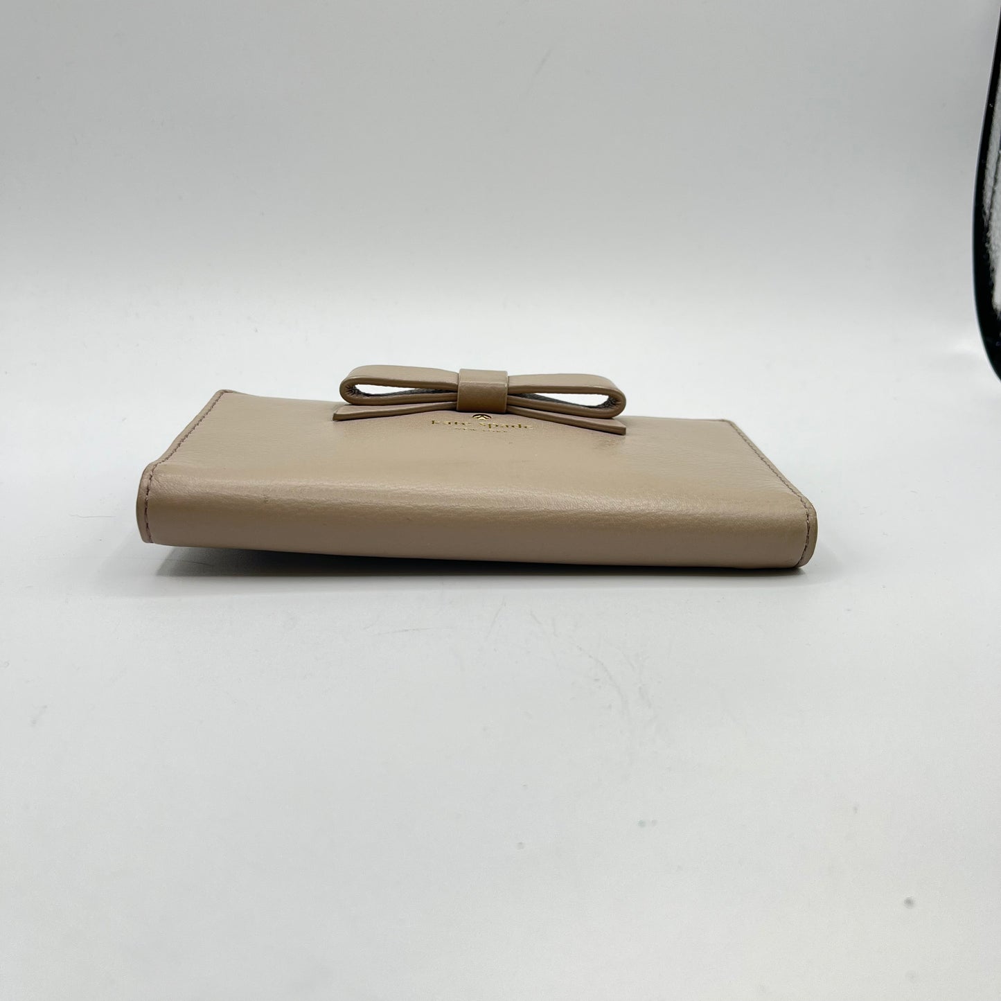 WALLET DESIGNER by KATE SPADE In BEIGE, Size: SMALL
