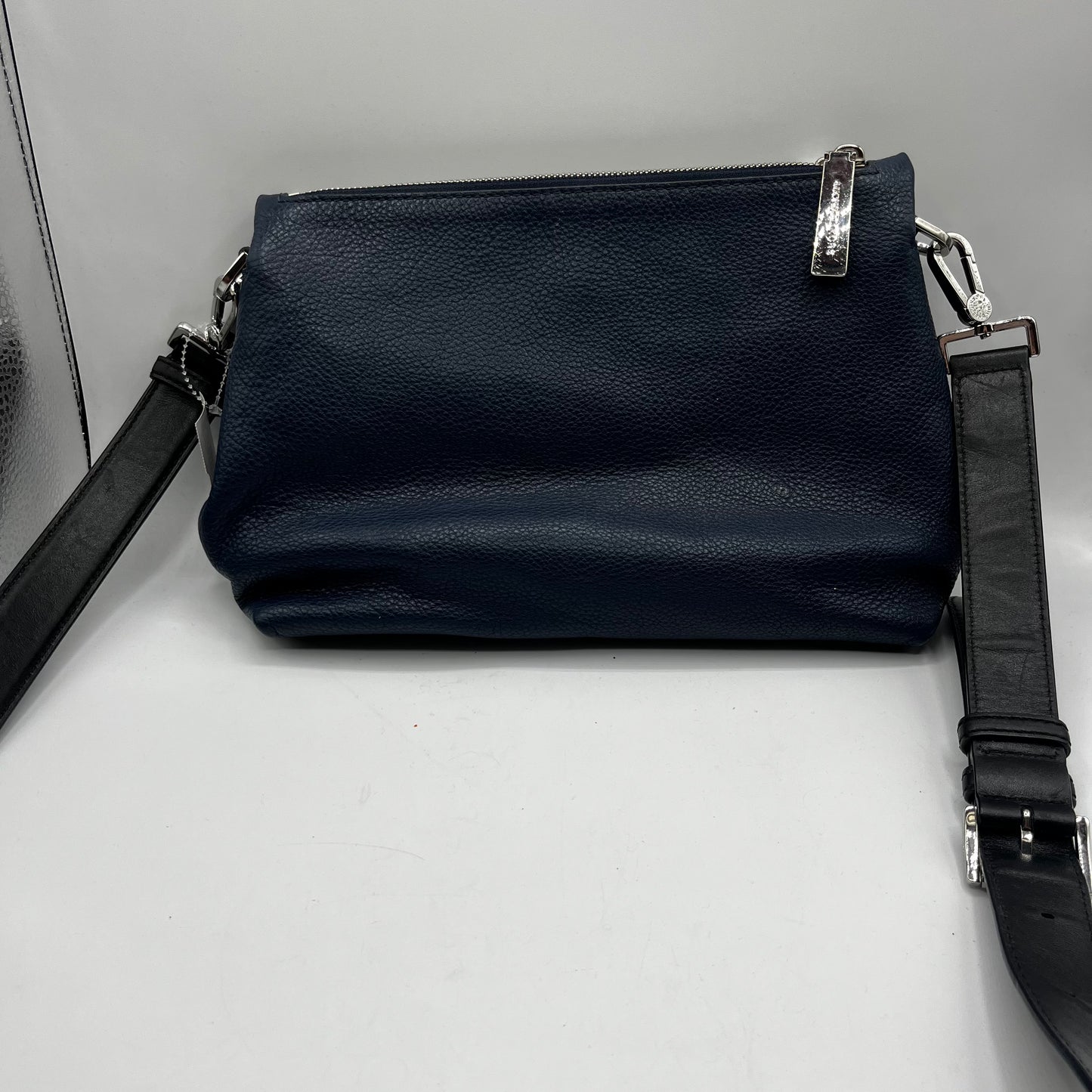 CROSSBODY DESIGNER by MICHAEL KORS In NAVY, Size: MEDIUM