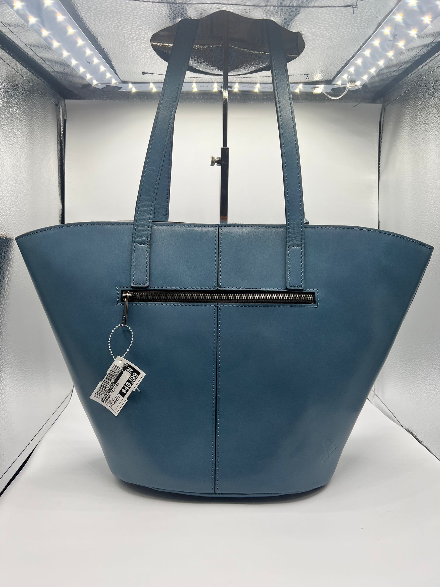 HANDBAG DESIGNER by PATRICIA NASH In BLUE, Size: MEDIUM