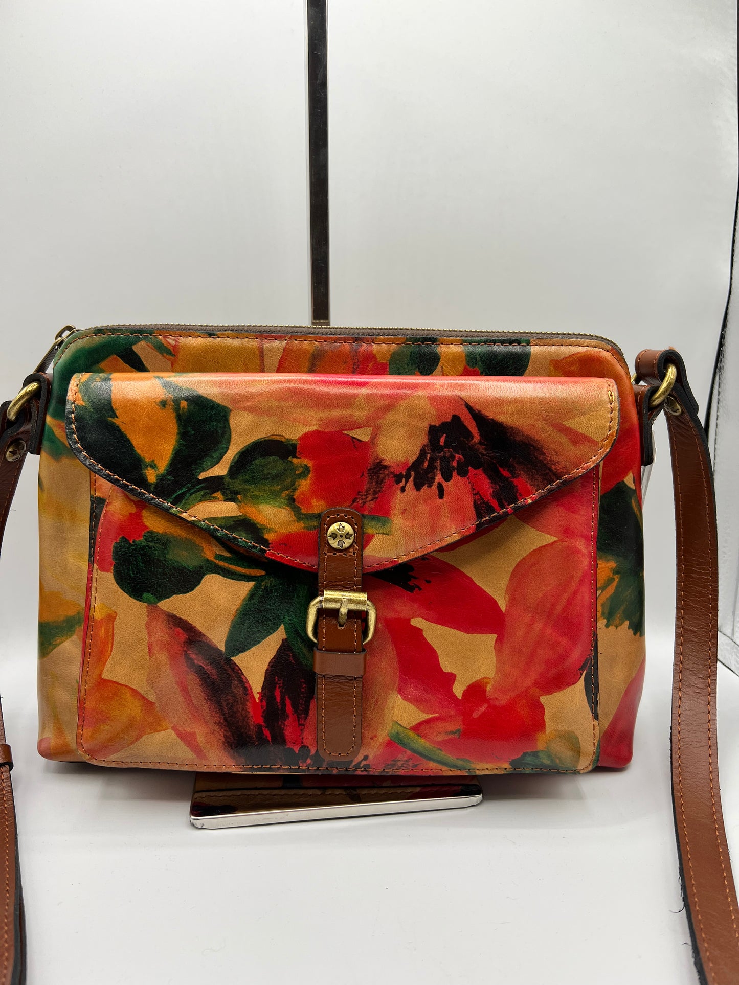 HANDBAG DESIGNER by PATRICIA NASH In FLORAL PRINT, Size: MEDIUM