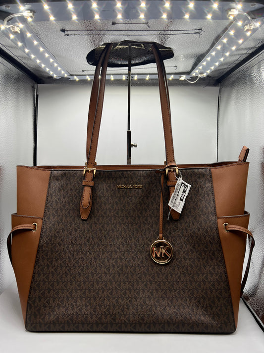 HANDBAG DESIGNER by MICHAEL KORS In BROWN, Size: LARGE