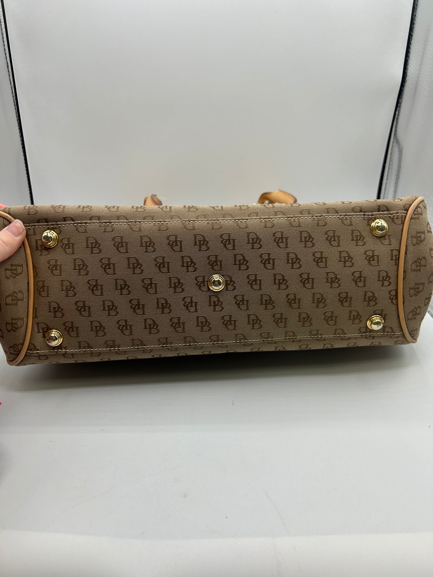 HANDBAG DESIGNER by DOONEY AND BOURKE In GREY & TAN, Size: LARGE